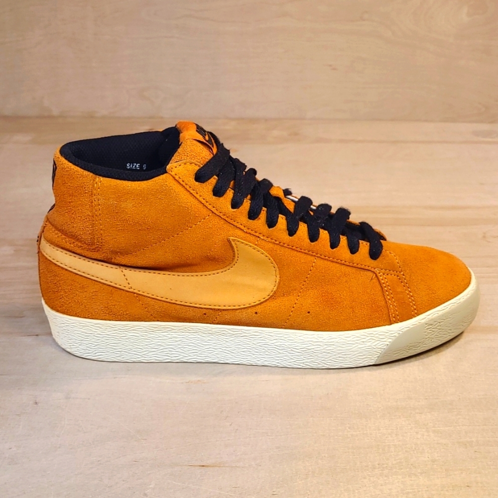 Nike Men's Orange Suede Mid-Top Sneakers with Black Laces